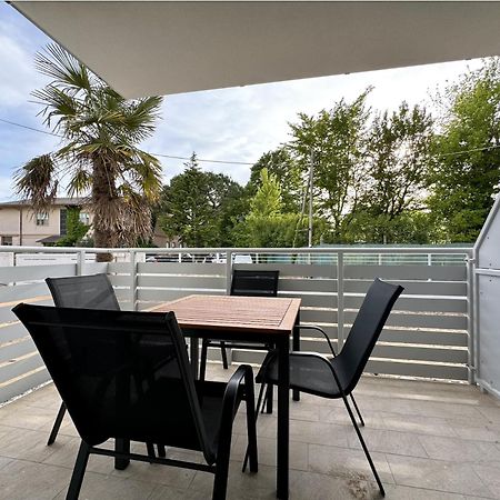 Residence Eva - Carraro Immobiliare Jesolo - Family Apartments คาวัลลิโน-เตรปอร์ติ ภายนอก รูปภาพ